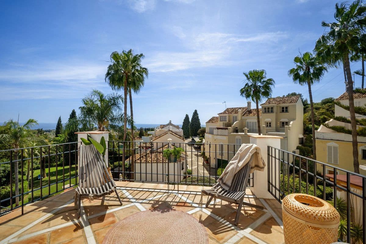 4 soveværelse Byhus til salg i Marbella - € 1.695.000 (Ref: 9884385)