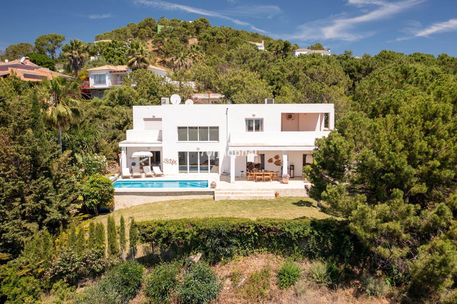 5 soverom Villa til salgs i Estepona - € 1 400 000 (Ref: 9884388)