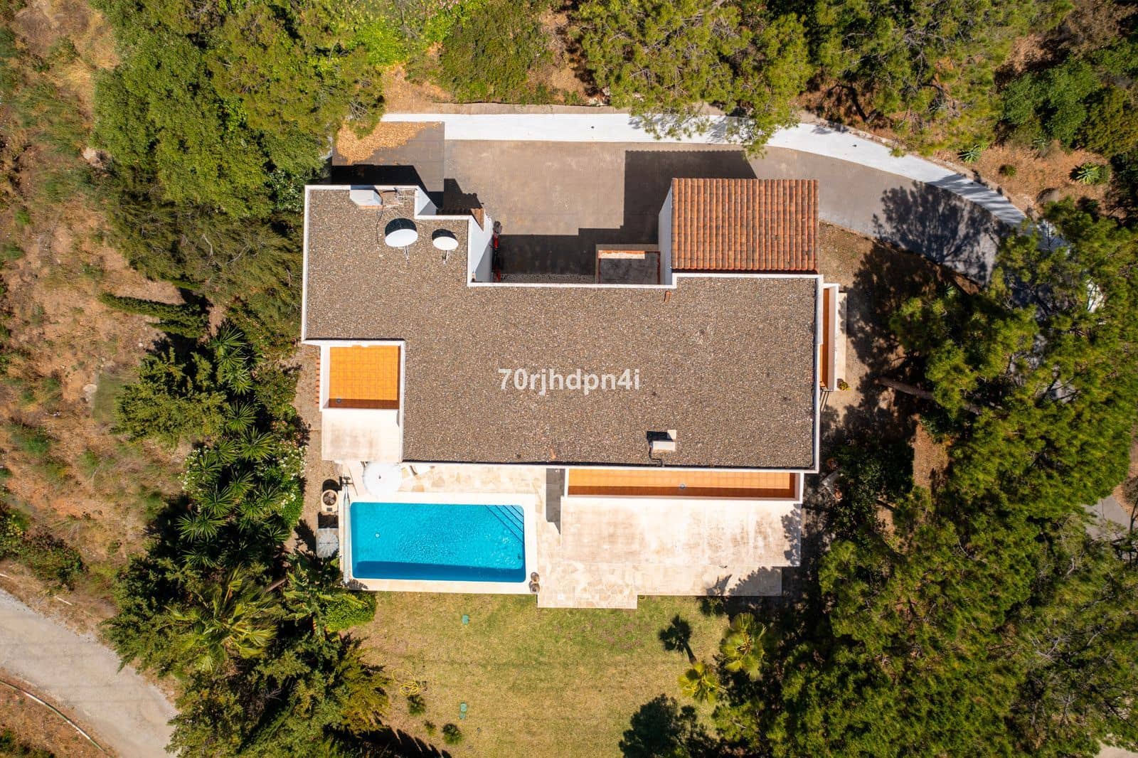 5 soverom Villa til salgs i Estepona - € 1 400 000 (Ref: 9884388)