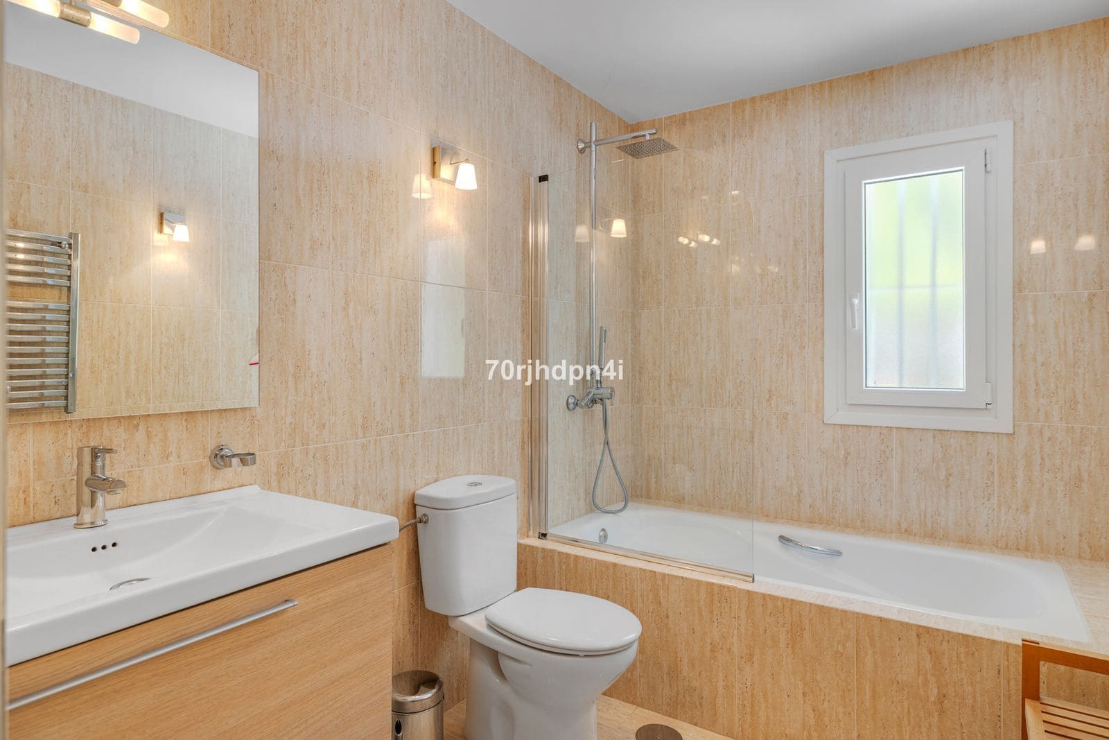 5 soverom Villa til salgs i Estepona - € 1 400 000 (Ref: 9884388)