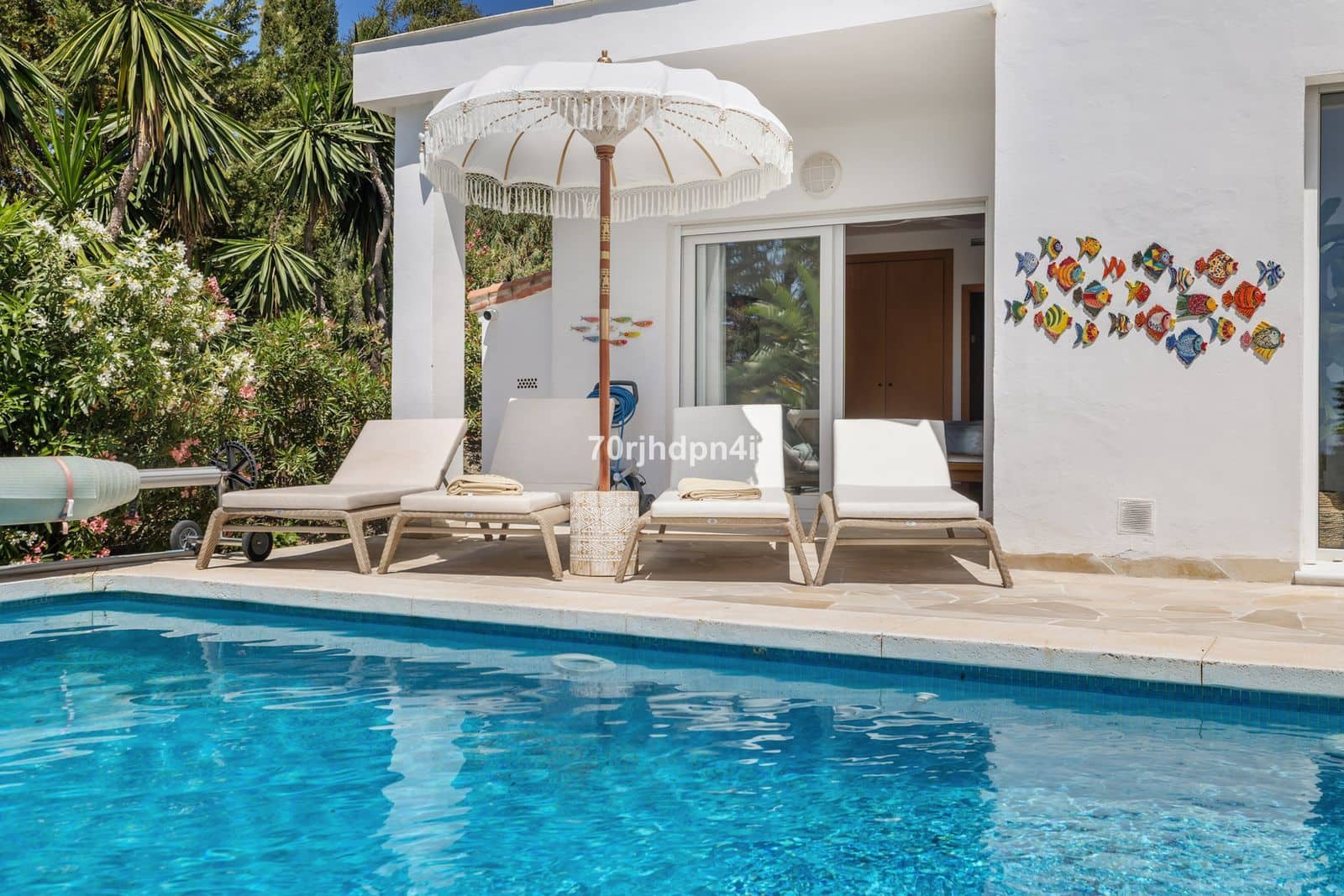 5 soverom Villa til salgs i Estepona - € 1 400 000 (Ref: 9884388)