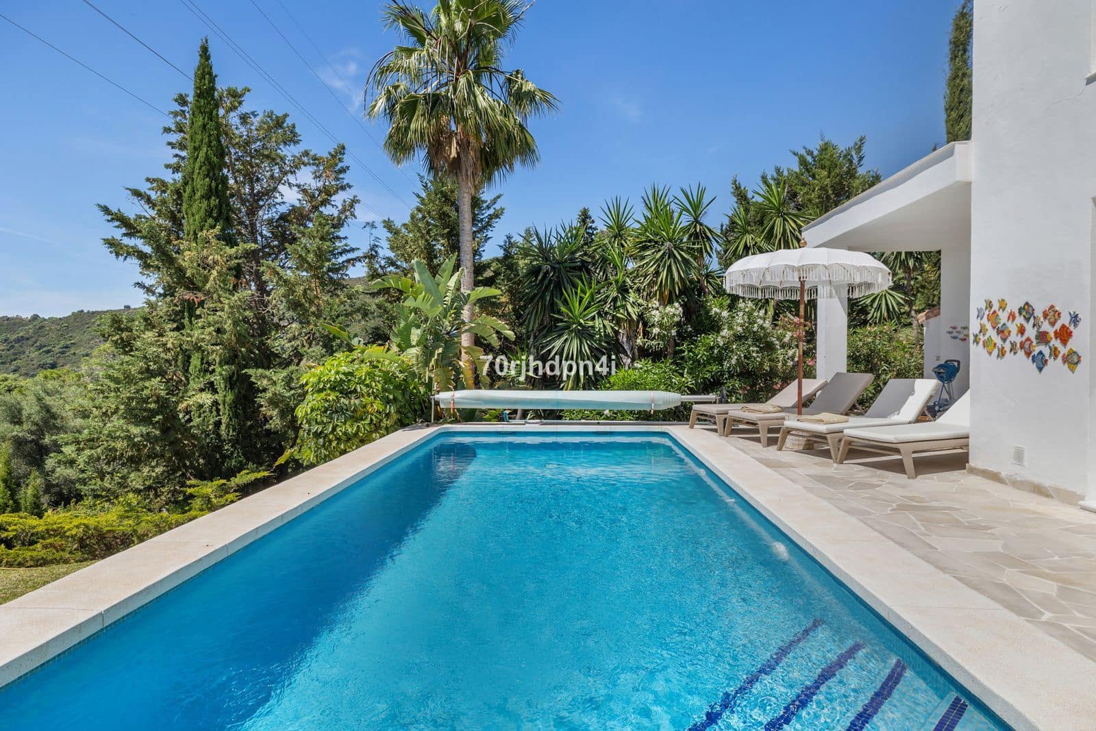 5 soverom Villa til salgs i Estepona - € 1 400 000 (Ref: 9884388)