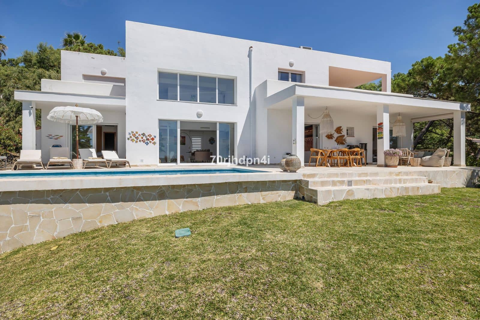 5 soverom Villa til salgs i Estepona - € 1 400 000 (Ref: 9884388)