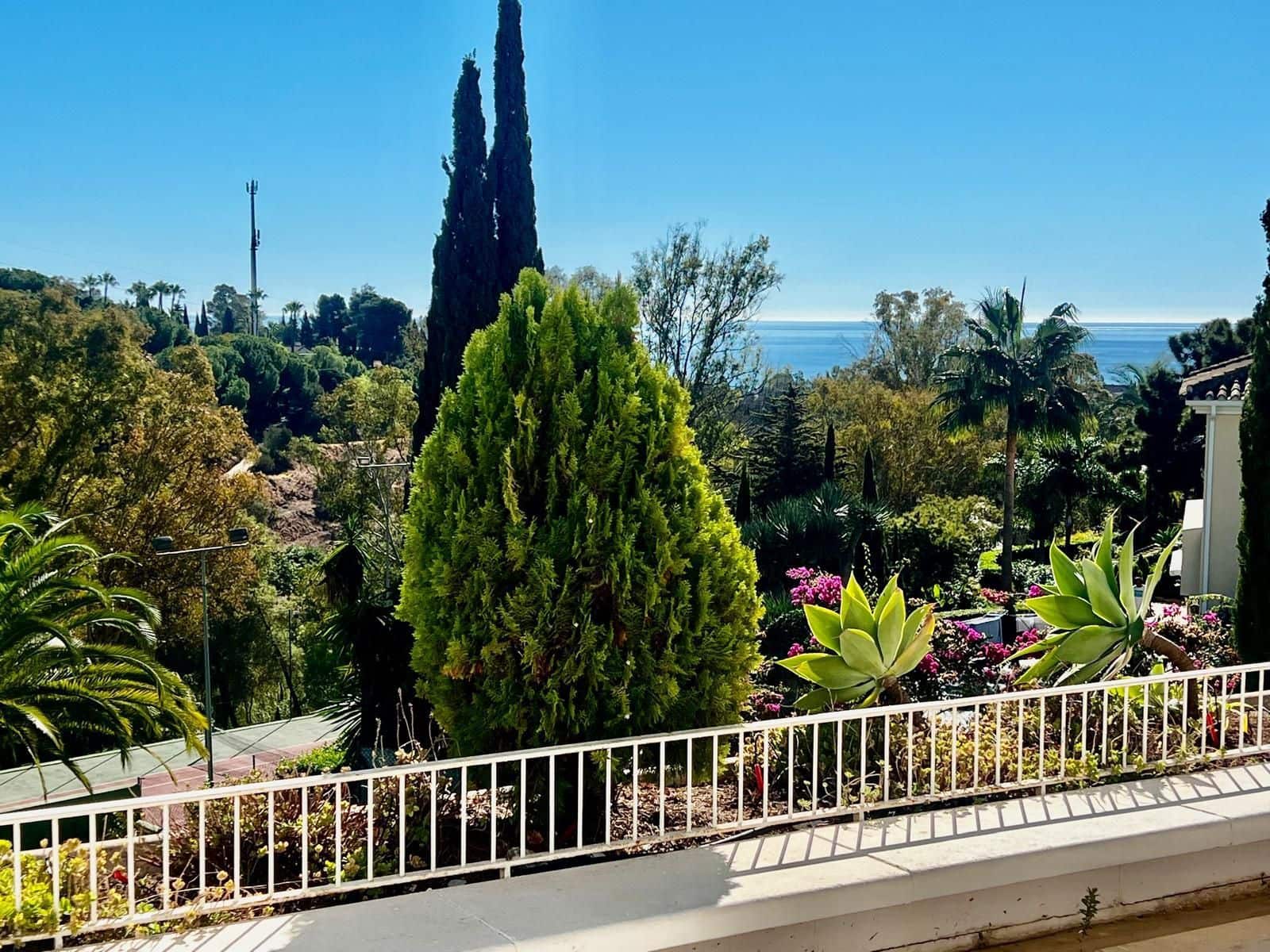 2 camera da letto Appartamento in vendita in Golden Mile - 1.350.000 € (Rif: 9884391)