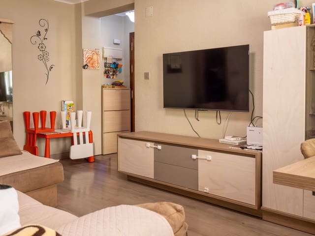 3 soveværelse Lejlighed til salg i Nueva Malaga, Málaga by - € 329.000 (Ref: 9884397)