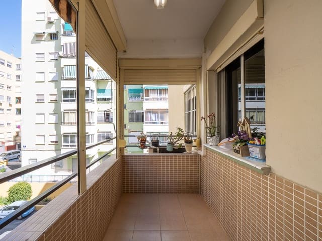 3 soveværelse Lejlighed til salg i Nueva Malaga, Málaga by - € 329.000 (Ref: 9884397)