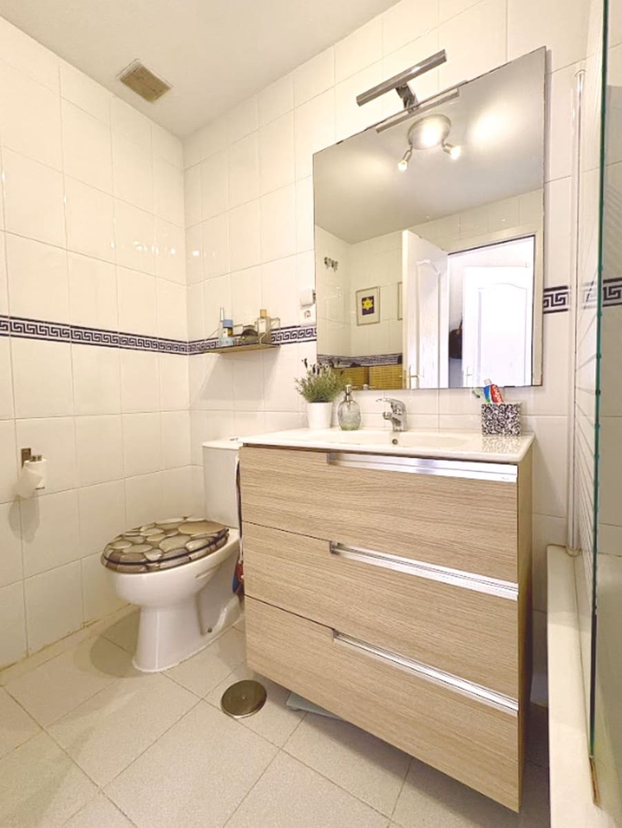 2 bedroom Apartment for sale in Riviera del Sol - € 339,000 (Ref: 9884407)