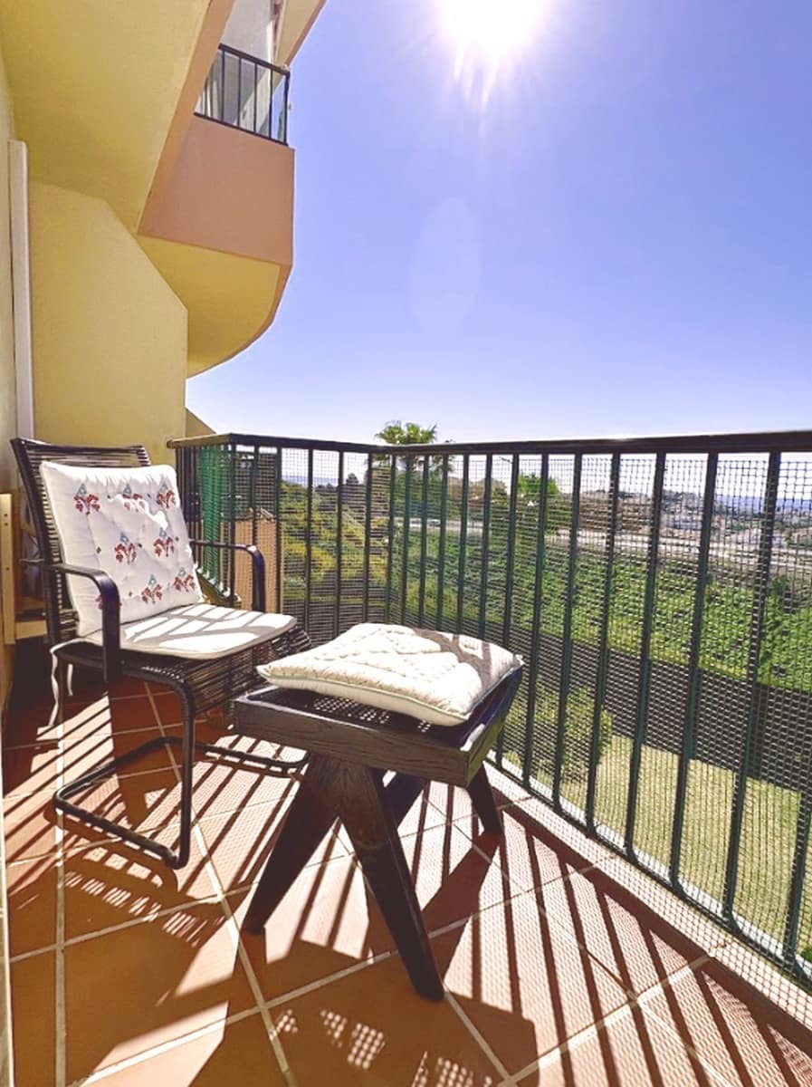 2 bedroom Apartment for sale in Riviera del Sol - € 339,000 (Ref: 9884407)