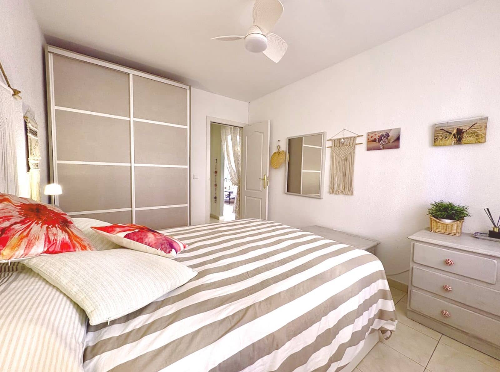 2 bedroom Apartment for sale in Riviera del Sol - € 339,000 (Ref: 9884407)