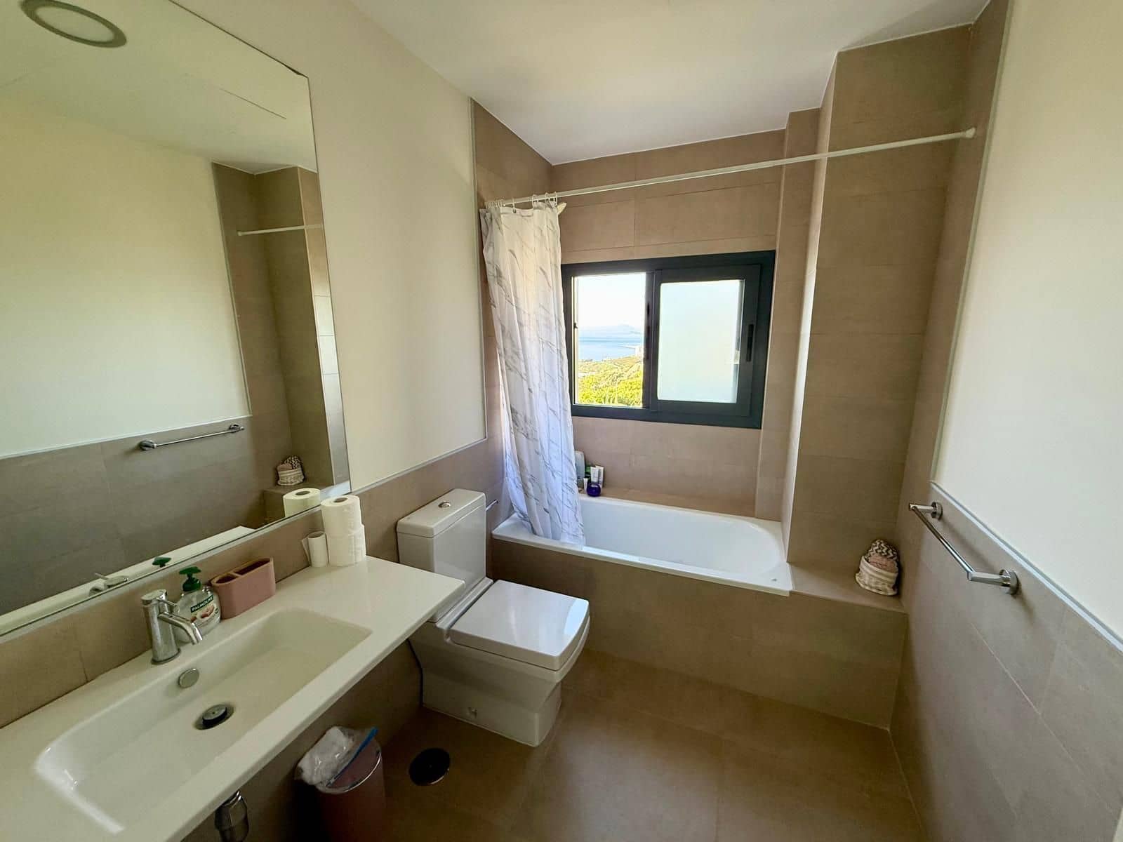 4 sypialnia Willa na sprzedaż w Manilva - 1 099 000 € (Ref: 9884411)