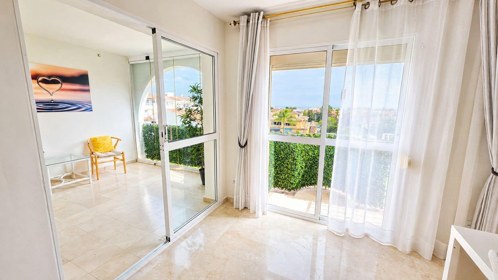 2 slaapkamer Appartement te koop in Atalaya-Isdabe - € 330.000 (Ref: 9884417)