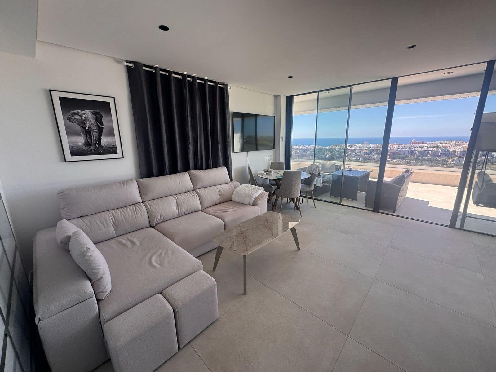 3 soveværelse Penthouse til salg i Estepona - € 1.100.000 (Ref: 9884418)