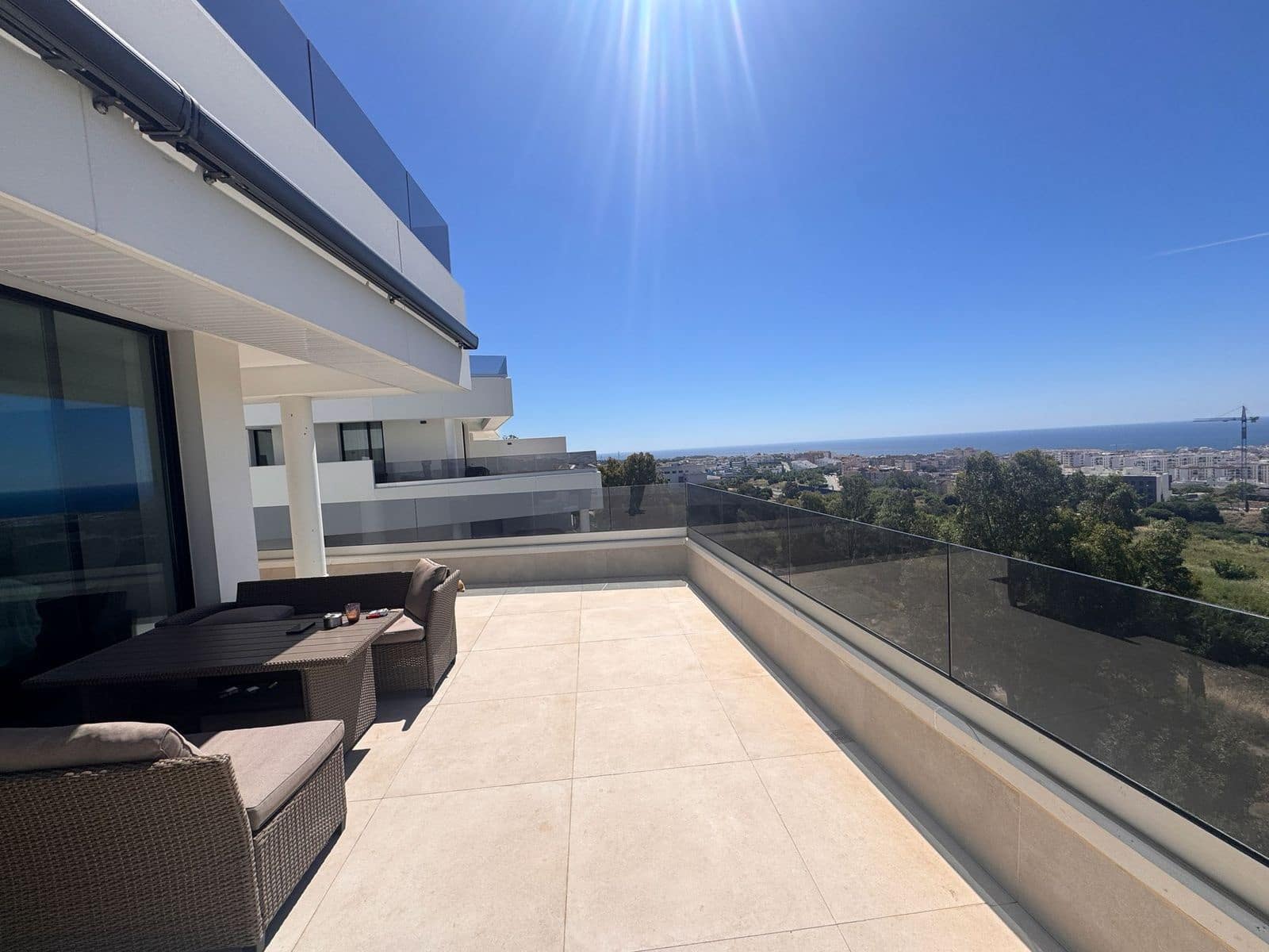3 soveværelse Penthouse til salg i Estepona - € 1.100.000 (Ref: 9884418)