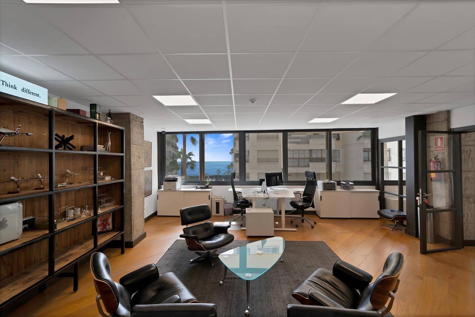 Kontor til salgs i Marbella - € 1 900 000 (Ref: 9884419)