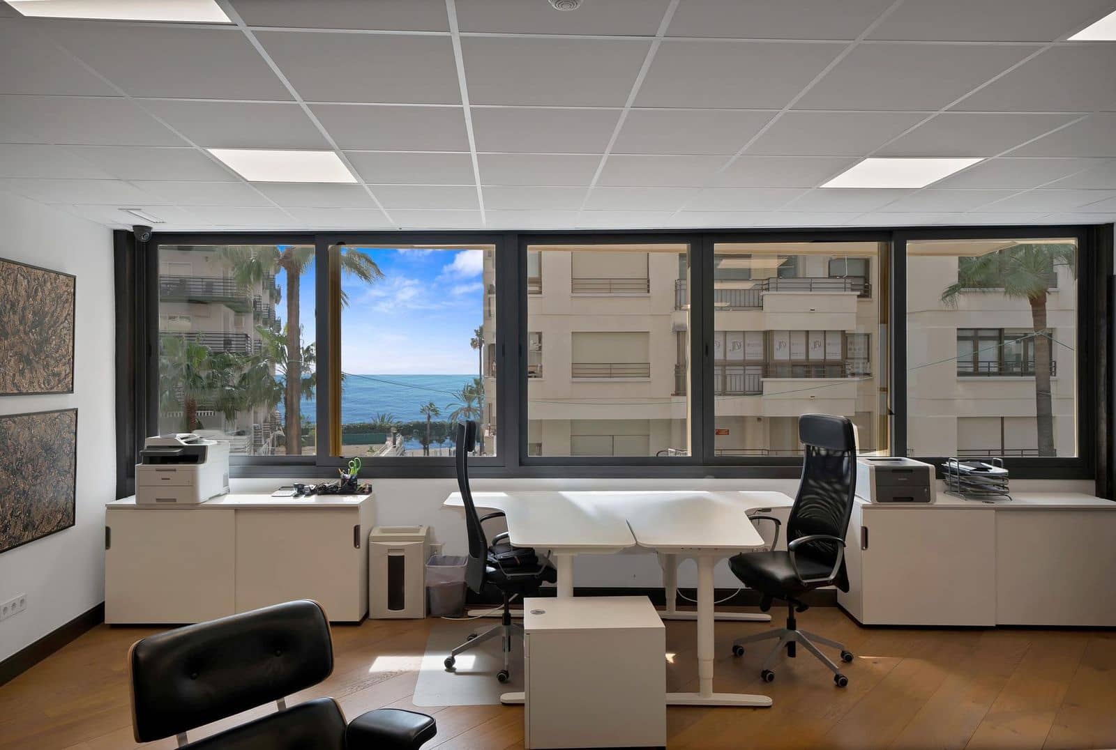 Kontor til salgs i Marbella - € 1 900 000 (Ref: 9884419)