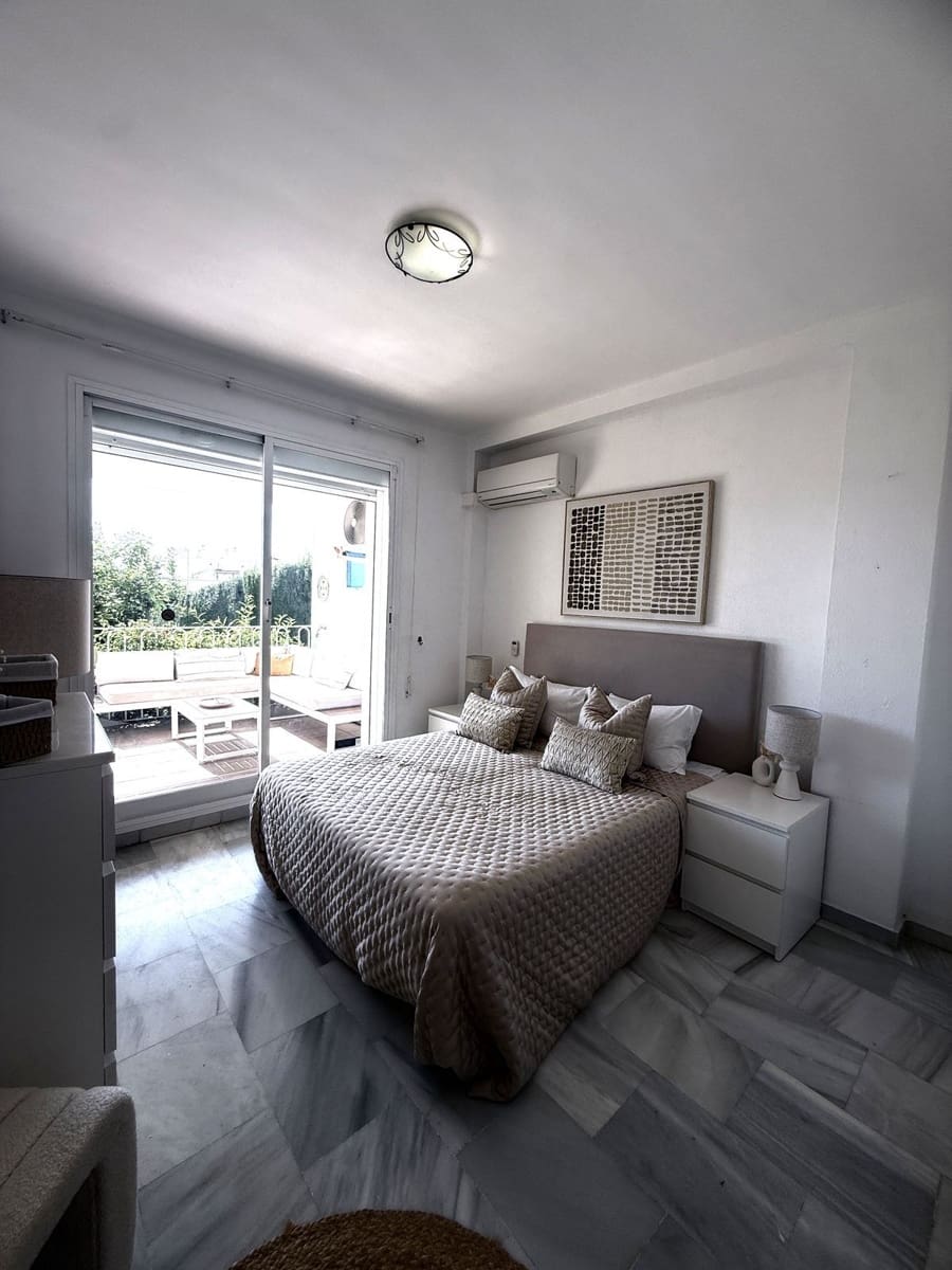 2 soverom Leilighet til salgs i Benahavis - € 375 000 (Ref: 9884421)