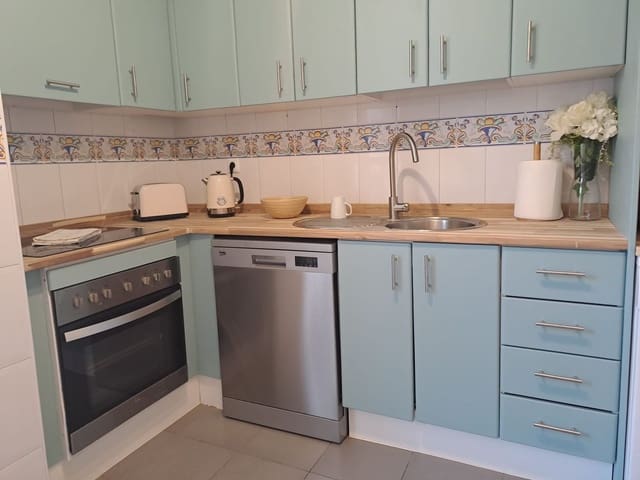 2 soverom Leilighet til salgs i El Paraíso, Benahavís - € 375 000 (Ref: 9884421)