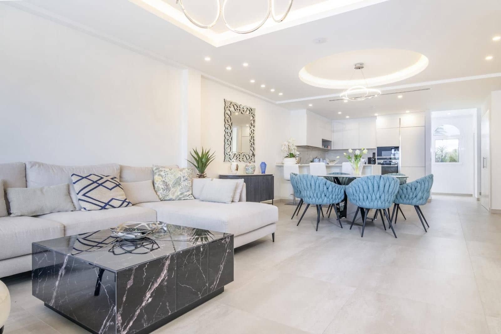 3 soverom Penthouse til salgs i Puerto Banus - € 1 250 000 (Ref: 9884429)