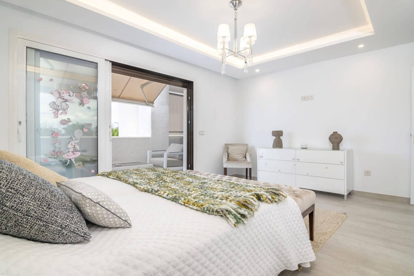 3 soverom Penthouse til salgs i Puerto Banus - € 1 250 000 (Ref: 9884429)