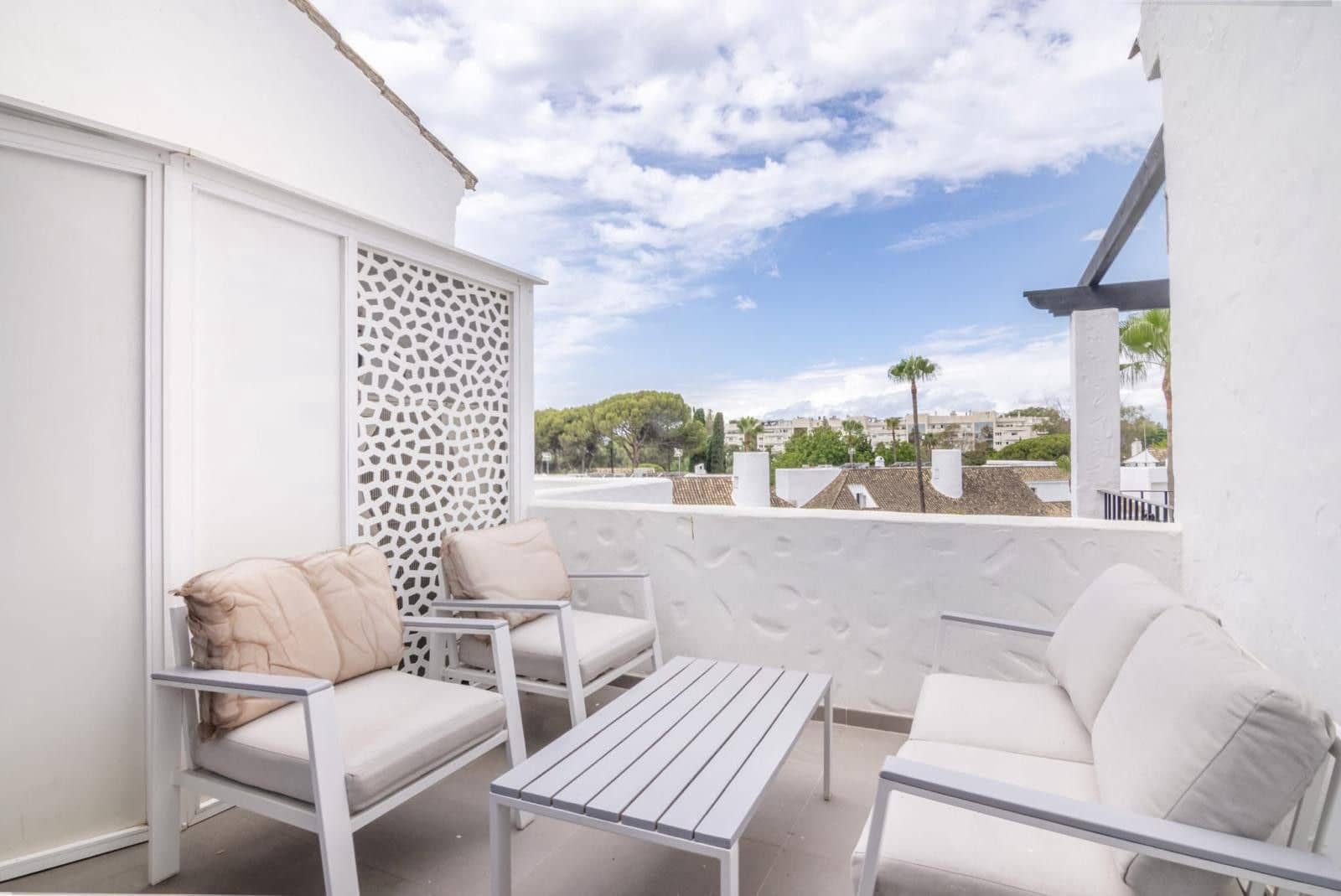 3 soverom Penthouse til salgs i Puerto Banus - € 1 250 000 (Ref: 9884429)