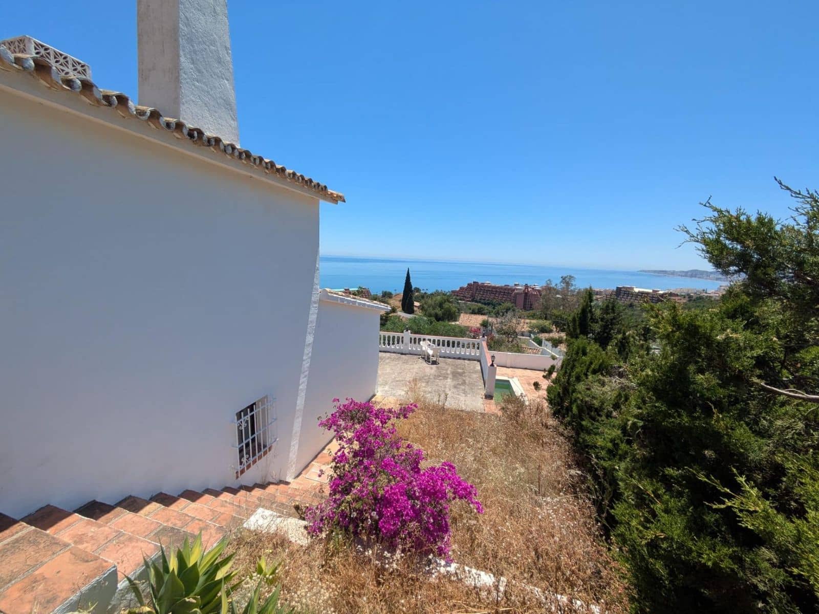 3 soverom Villa til salgs i Benalmadena - € 979 000 (Ref: 9894491)