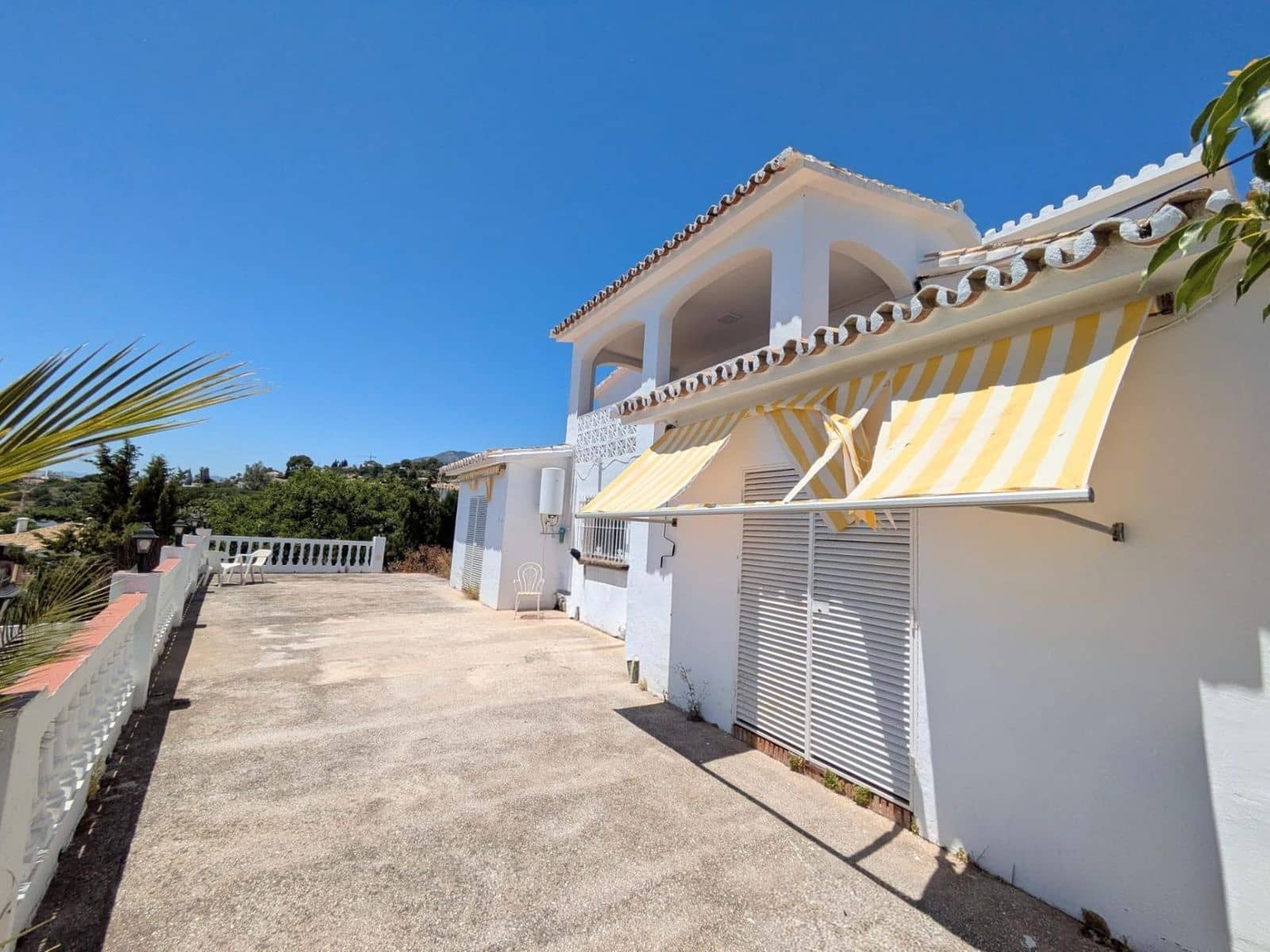 3 soverom Villa til salgs i Benalmadena - € 979 000 (Ref: 9894491)