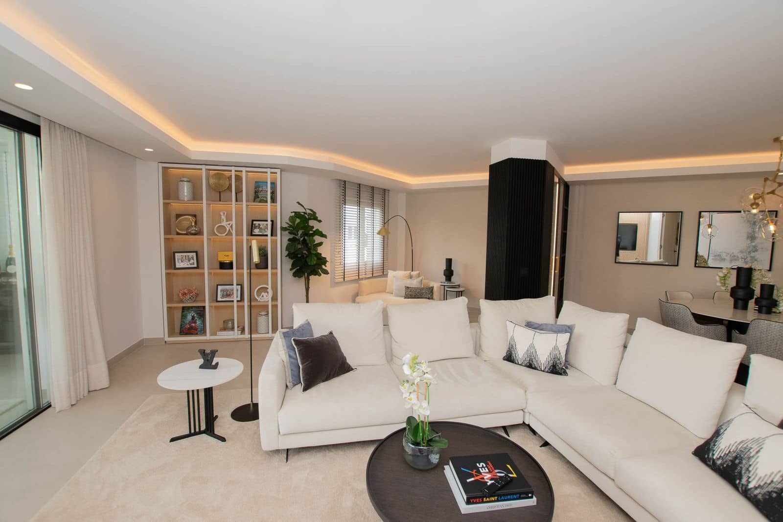 3 soveværelse Lejlighed til salg i Puerto Banus - € 1.999.000 (Ref: 9894498)