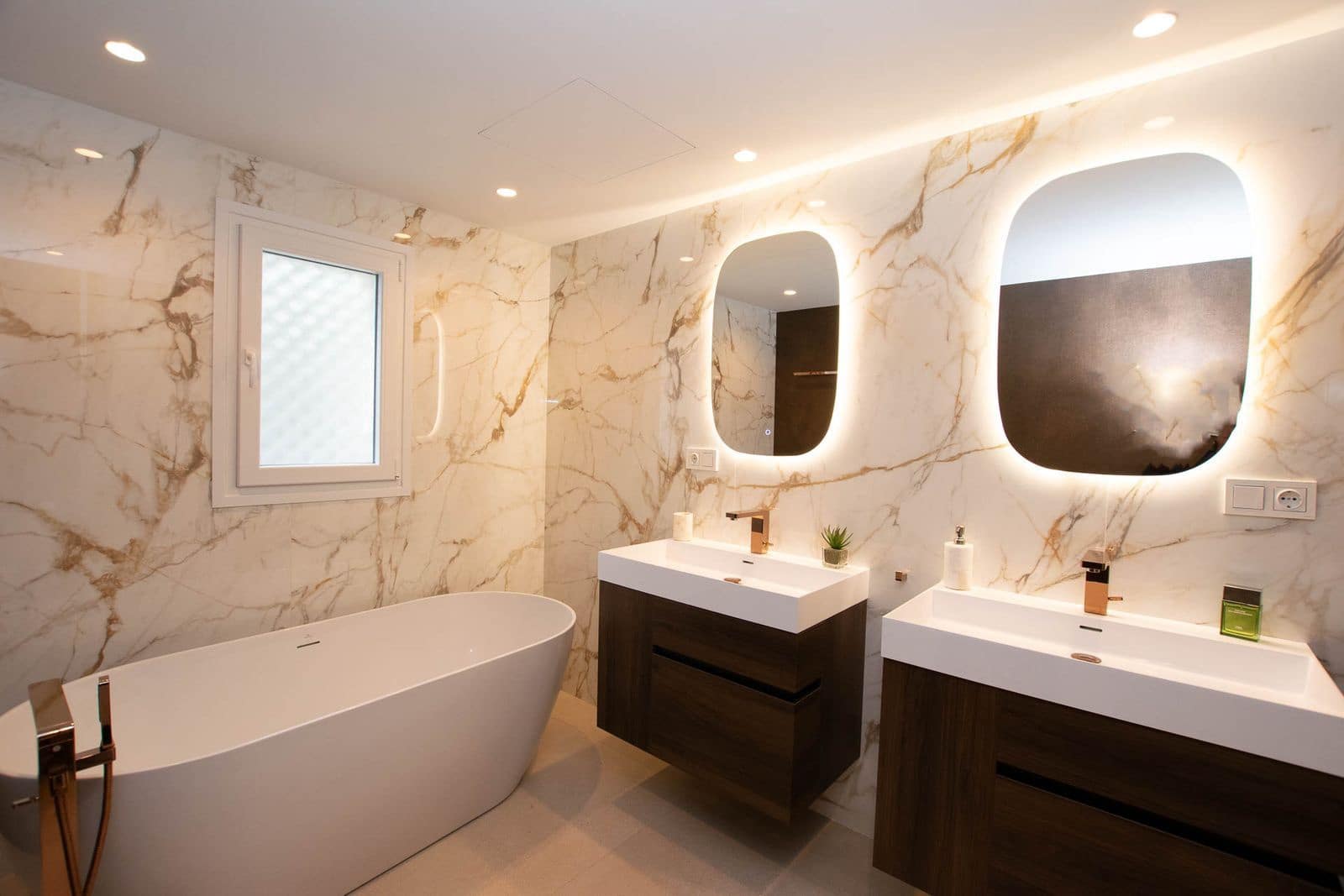 3 soveværelse Lejlighed til salg i Puerto Banus - € 1.999.000 (Ref: 9894498)