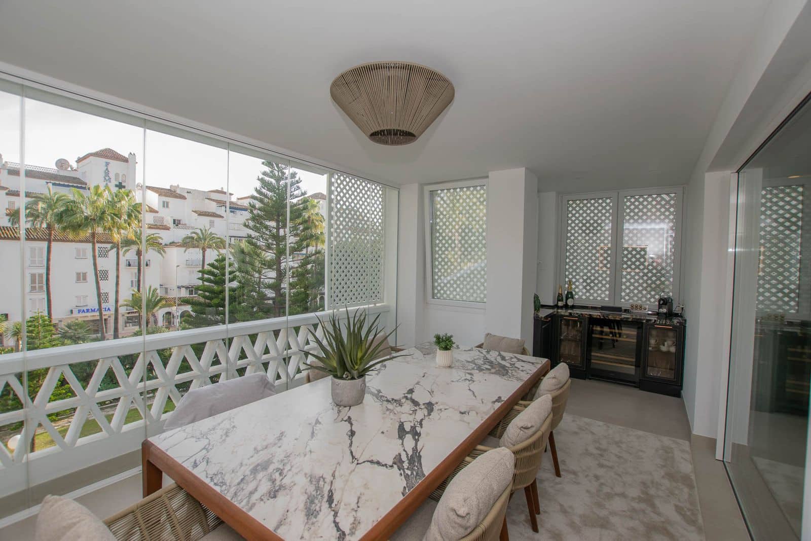 3 soveværelse Lejlighed til salg i Puerto Banus - € 1.999.000 (Ref: 9894498)
