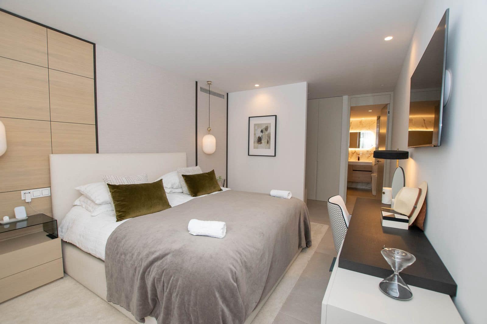 3 soveværelse Lejlighed til salg i Puerto Banus - € 1.999.000 (Ref: 9894498)