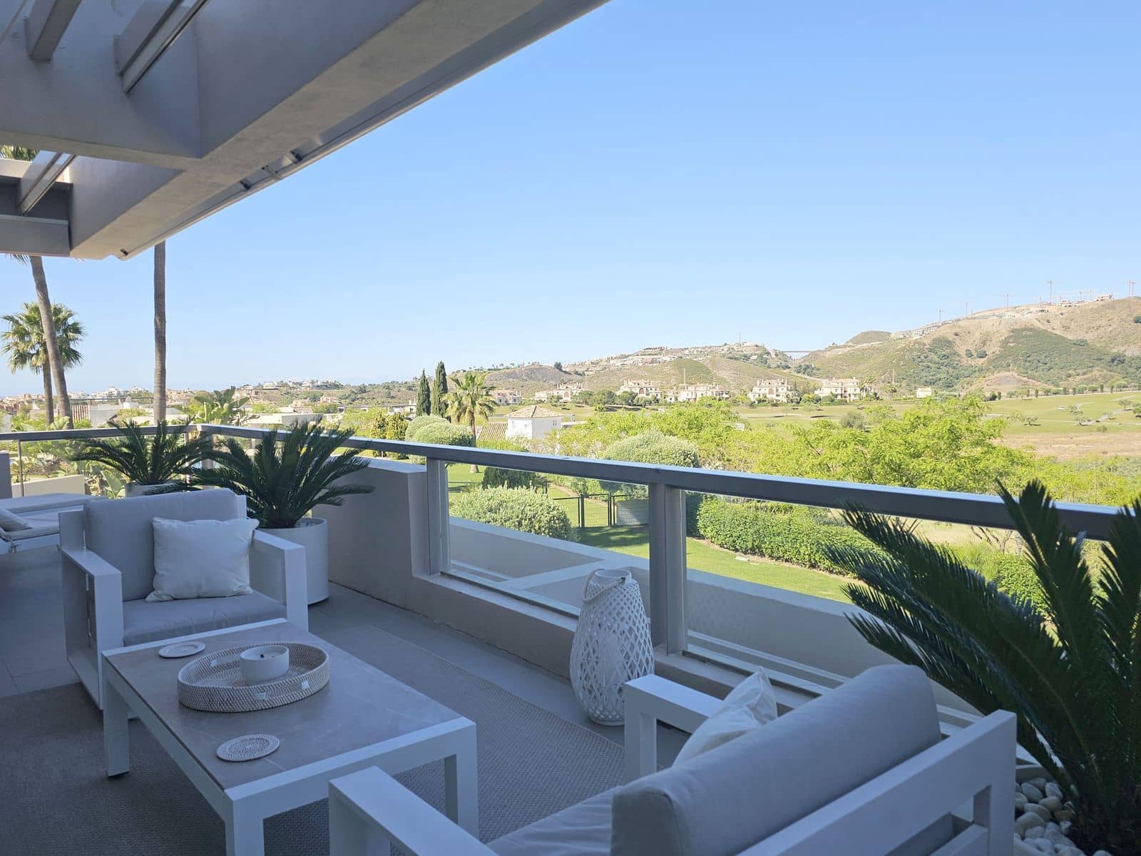 3 sovrum Lägenhet till salu i Benahavis - 825 000 € (Ref: 9894500)