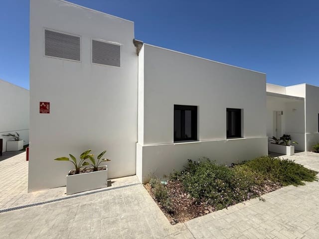 2 bedroom Townhouse for sale in Manilva - € 399,000 (Ref: 9894501)