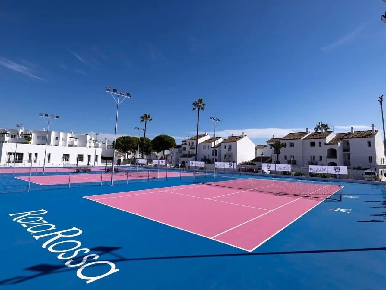 2 quarto Apartamento para venda em Benahavis - 330 000 € (Ref: 9894502)