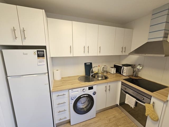 2 quarto Apartamento para venda em El Paraíso, Benahavís - 330 000 € (Ref: 9894502)