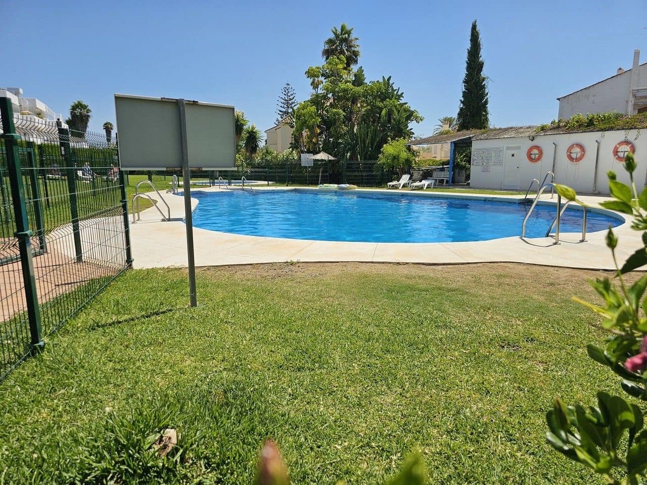 2 quarto Apartamento para venda em Benahavis - 330 000 € (Ref: 9894502)