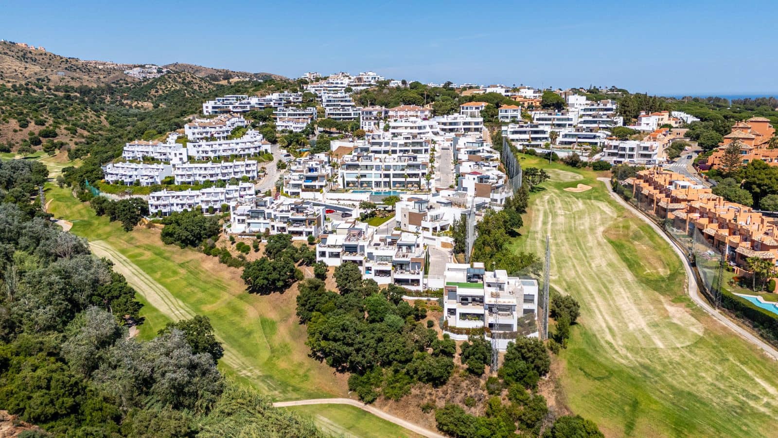 Apartamento de 3 habitaciones en Cabopino en venta - 925.000 € (Ref: 9894503)