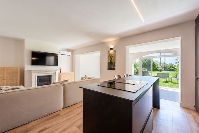 3 makuuhuone Huoneisto myytävänä paikassa Atalaya-Isdabe, Estepona - 385 000 € (Ref: 9894504)