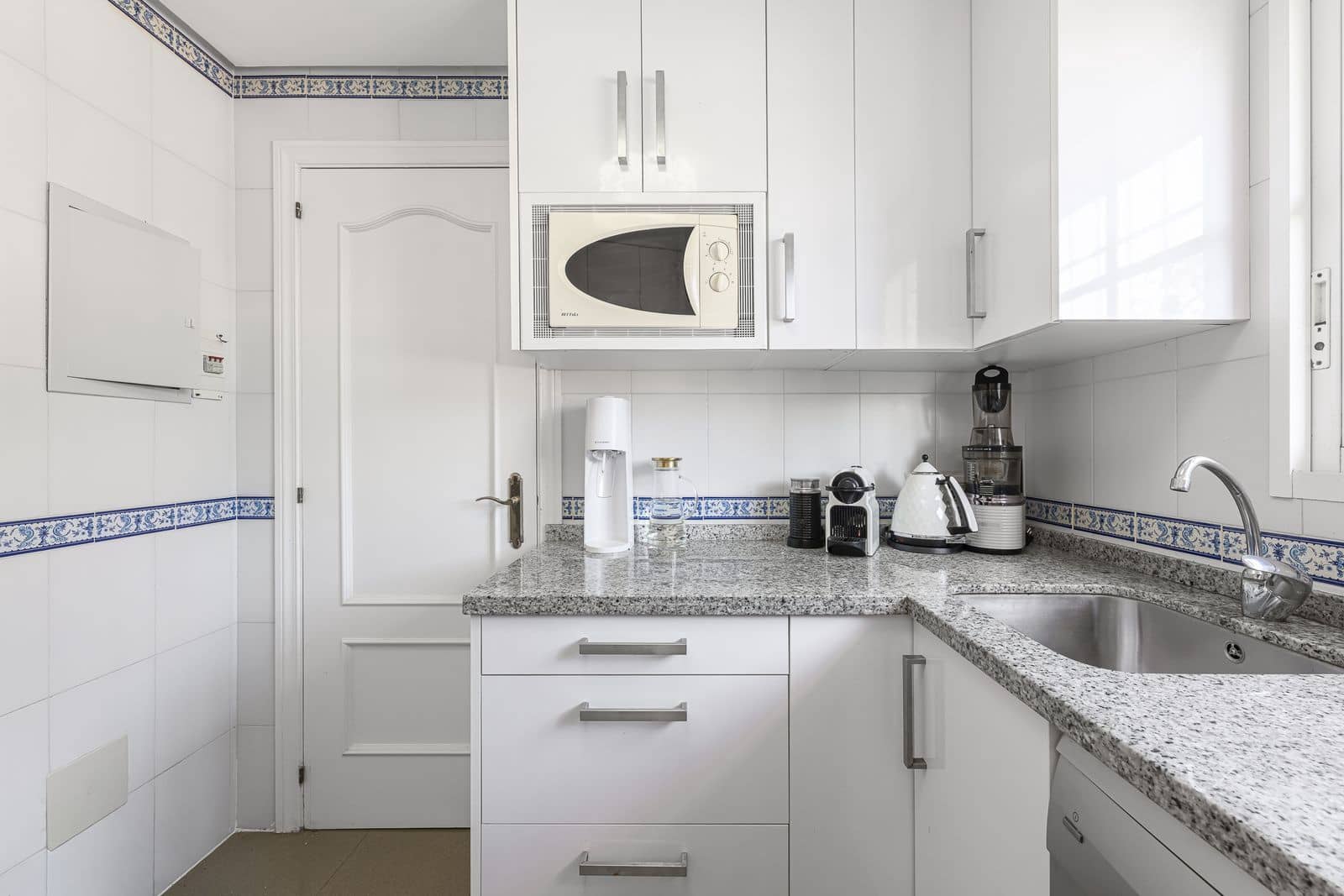 Casa de 3 habitaciones en New Golden Mile en venta - 495.000 € (Ref: 9894509)