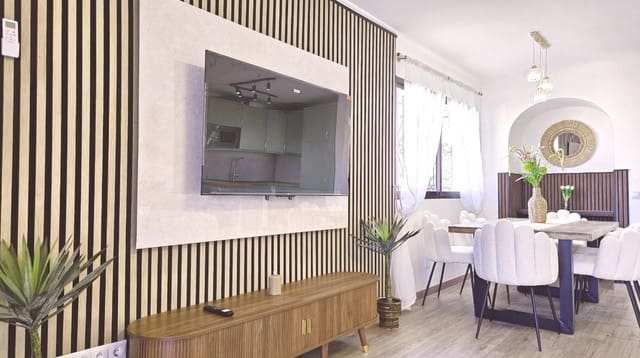 4 bedroom Semi-detached Villa for sale in Calahonda, Mijas - € 670,000 (Ref: 9894510)