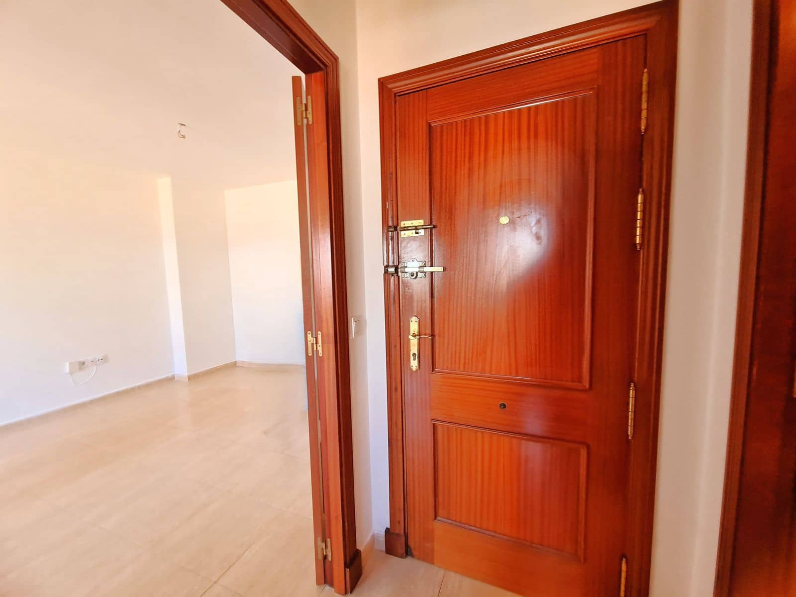 2 slaapkamer Appartement te koop in Manilva - € 265.000 (Ref: 9894512)