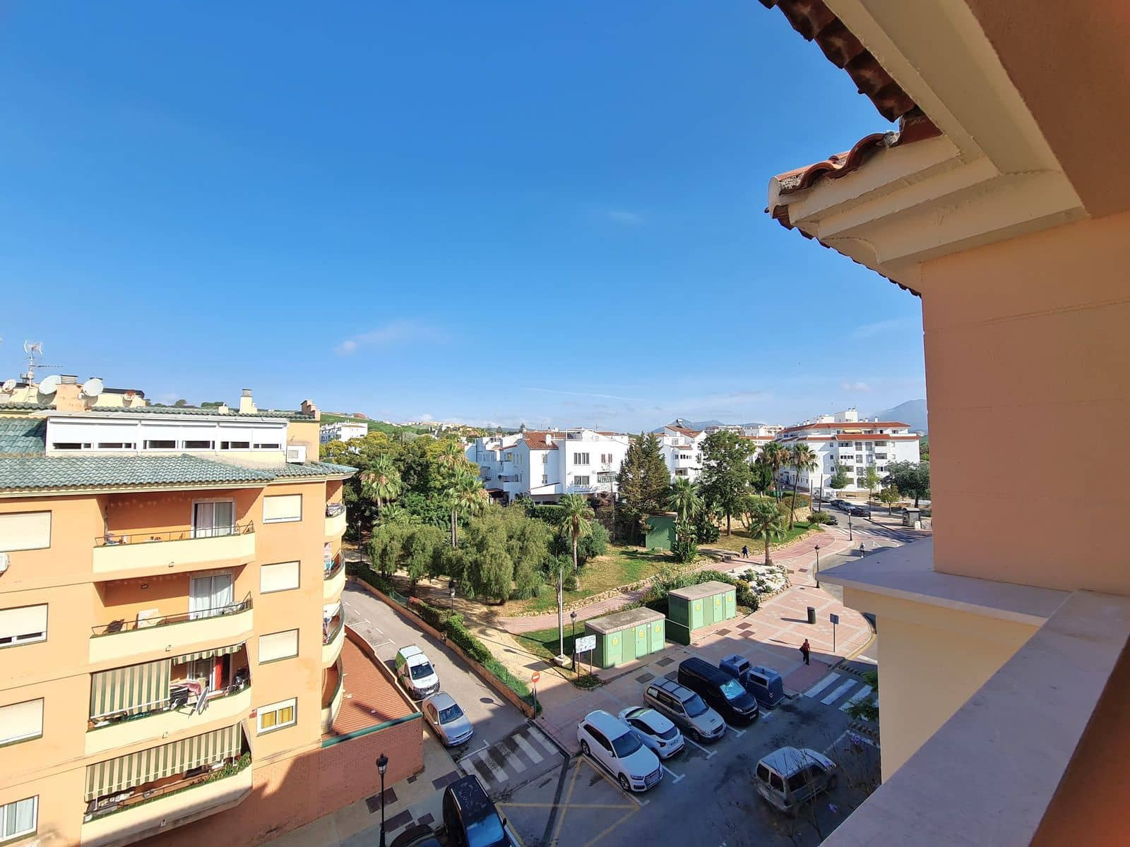 2 slaapkamer Appartement te koop in Manilva - € 265.000 (Ref: 9894512)