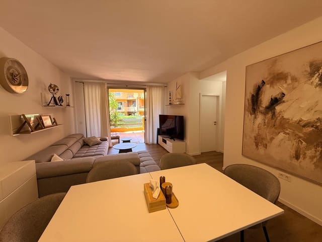2 Zimmer Apartment zu verkaufen in Cancelada, Estepona - 450.000 € (Ref: 9894513)
