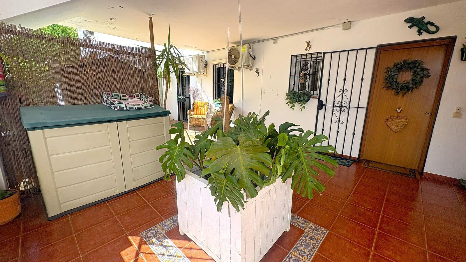 3 makuuhuone Huoneisto myytävänä paikassa Estepona - 345 000 € (Ref: 9894515)