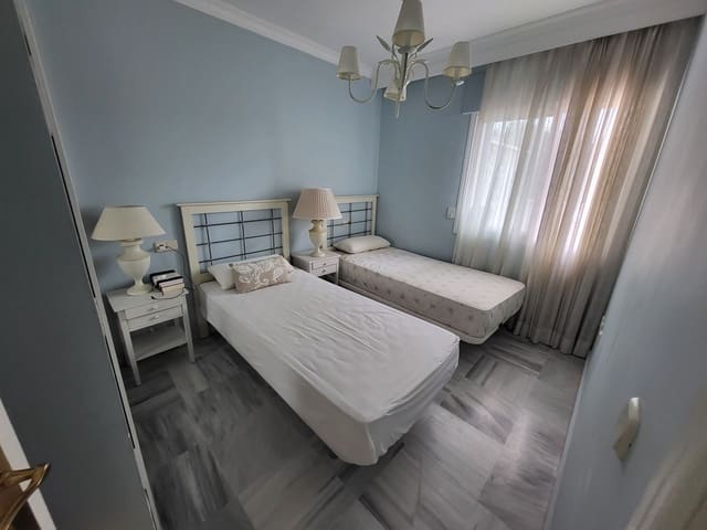 Ático de 2 habitaciones en Nueva Andalucia, Marbella en venta - 535.000 € (Ref: 9894516)