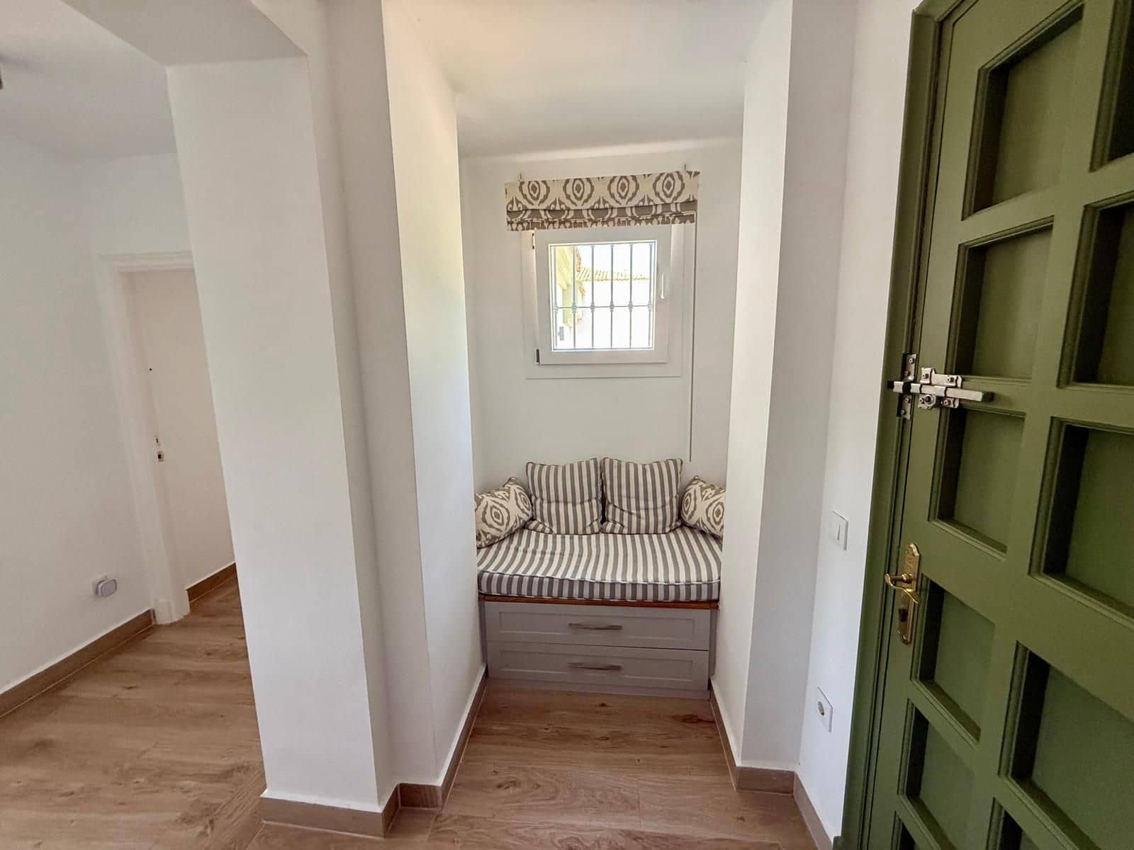 3 sypialnia Willa na sprzedaż w Sotogrande - 1 595 000 € (Ref: 9894517)