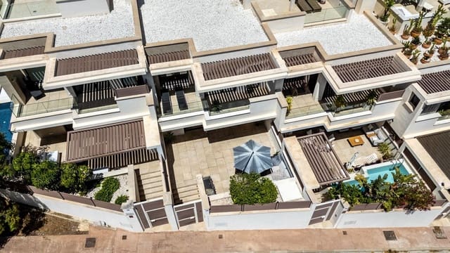 4 sypialnia Dom na sprzedaż w La Cala de Mijas, Mijas - 925 000 € (Ref: 9894518)