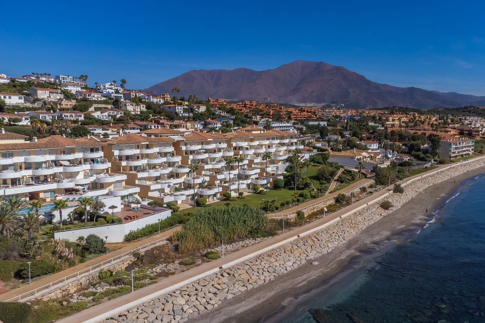 2 slaapkamer Appartement te koop in Casares - € 575.000 (Ref: 9894519)