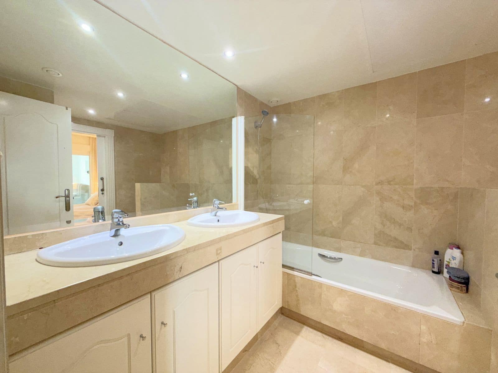 2 slaapkamer Appartement te koop in Casares - € 575.000 (Ref: 9894519)