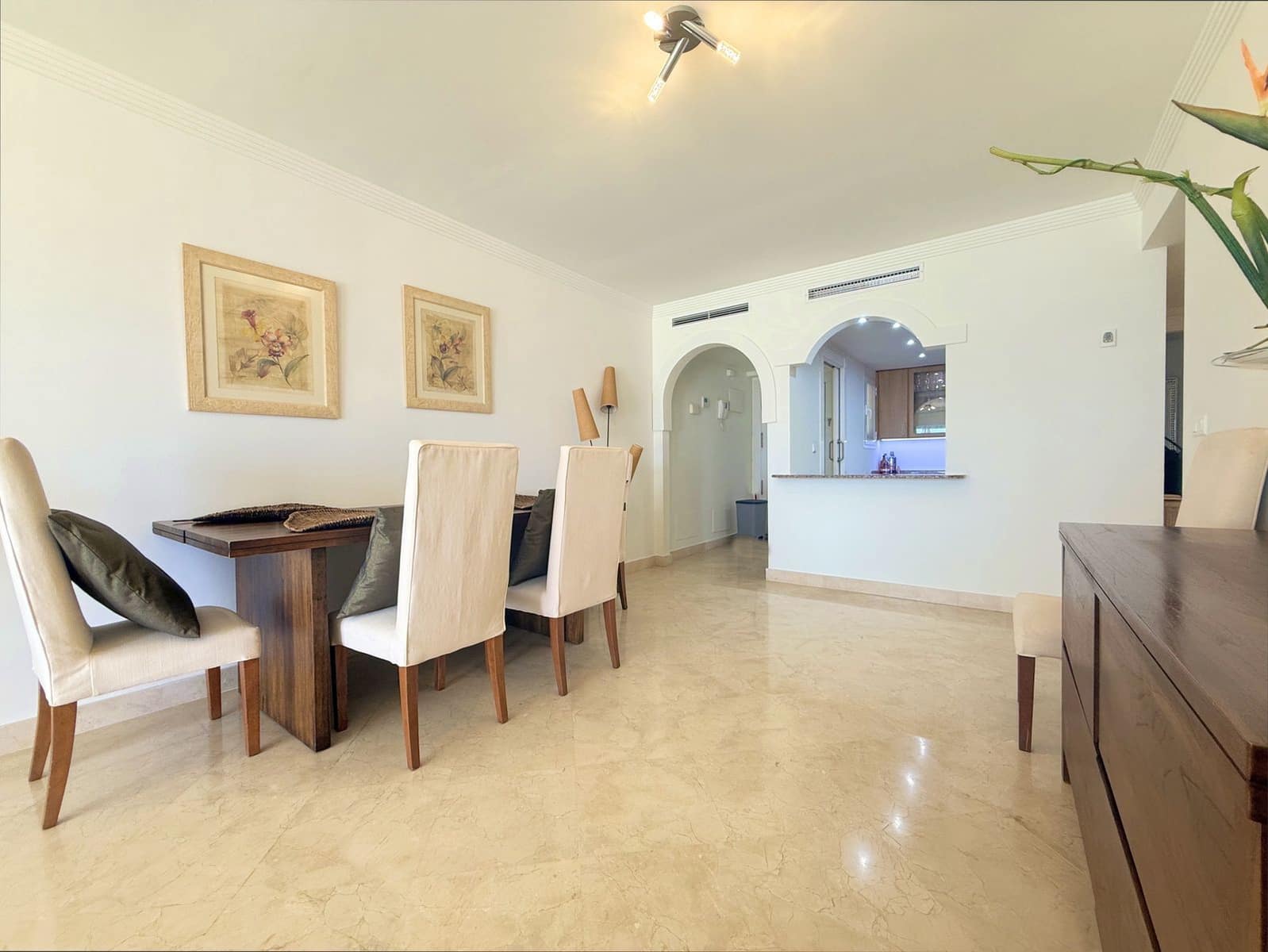 2 slaapkamer Appartement te koop in Casares - € 575.000 (Ref: 9894519)