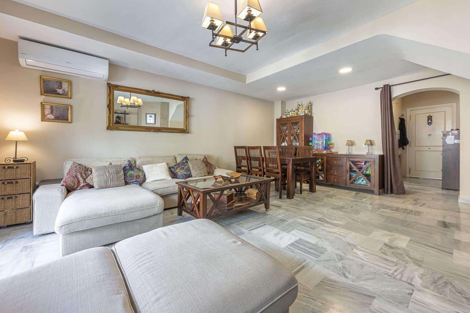 4 sovrum Hus till salu i Marbella - 545 000 € (Ref: 9894520)